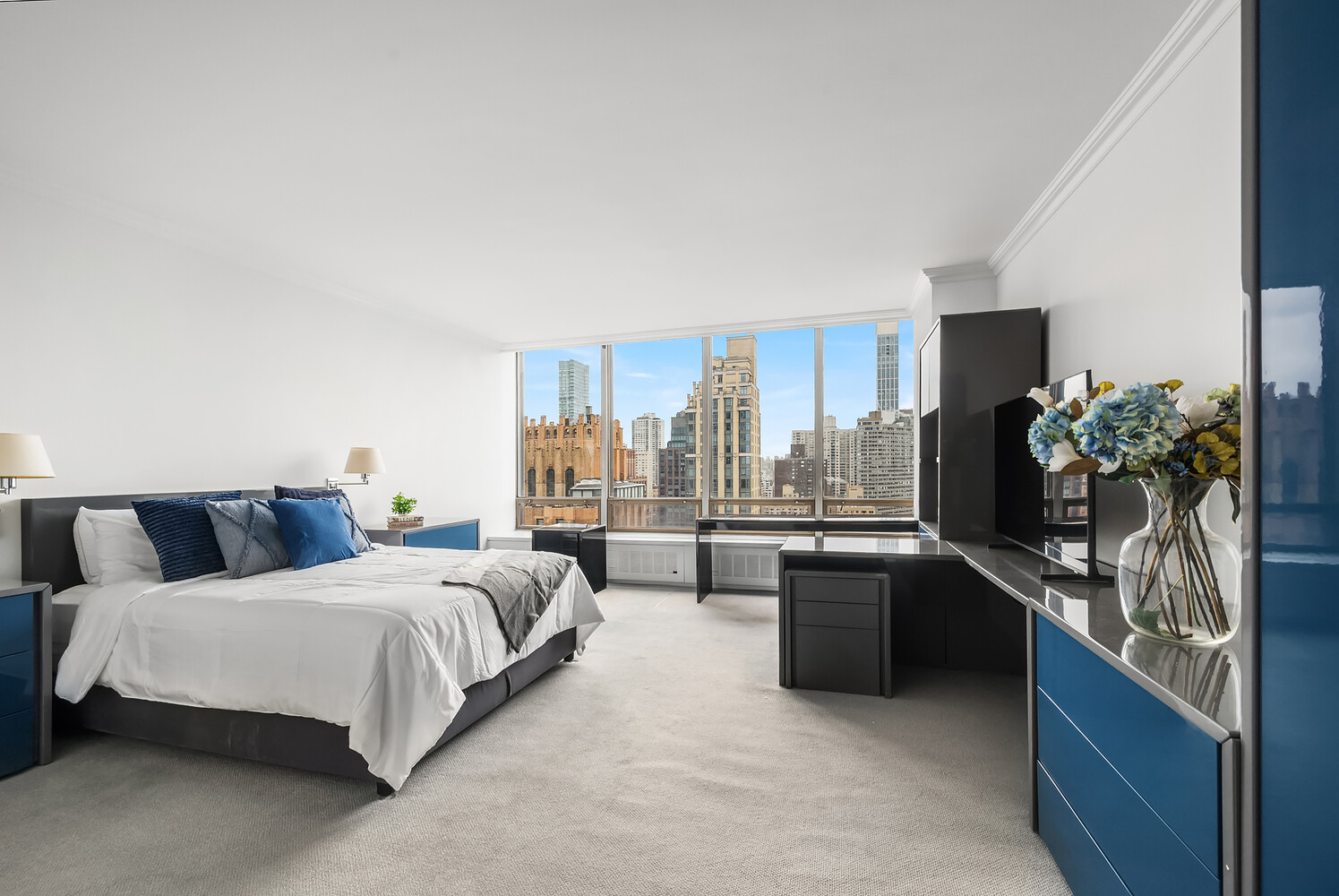 860 UNITED NATIONS Plaza 27/28C