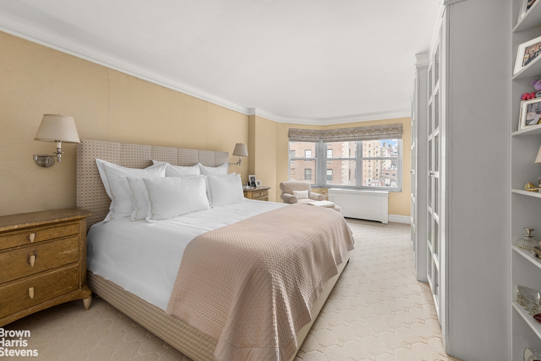 114 E 72ND Street 11A/B