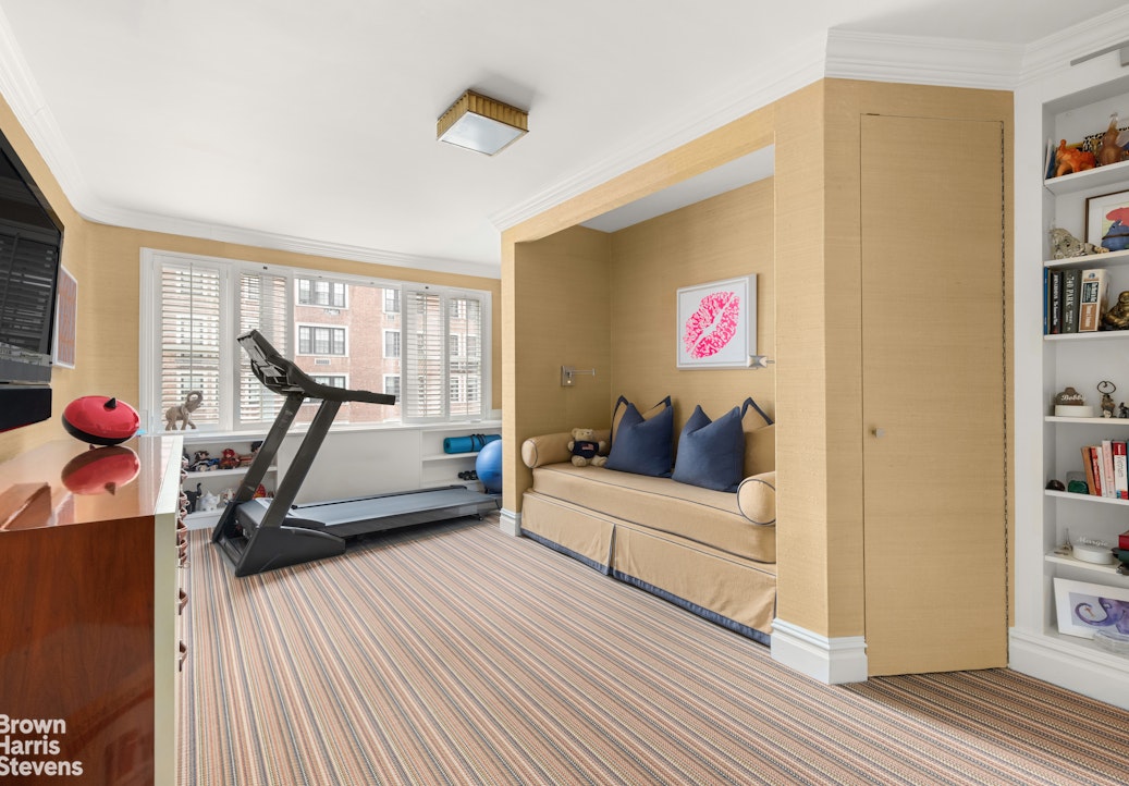 114 E 72ND Street 11A/B
