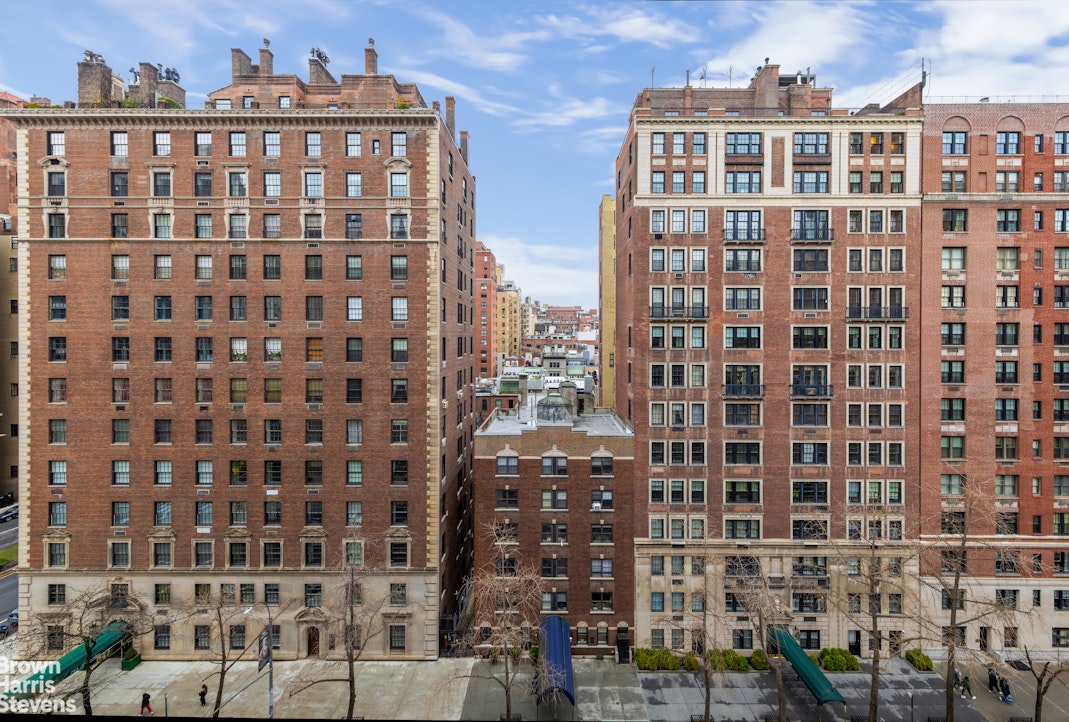 114 E 72ND Street 11A/B