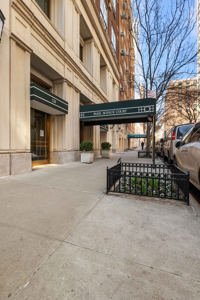 120 E 87TH Street P14B