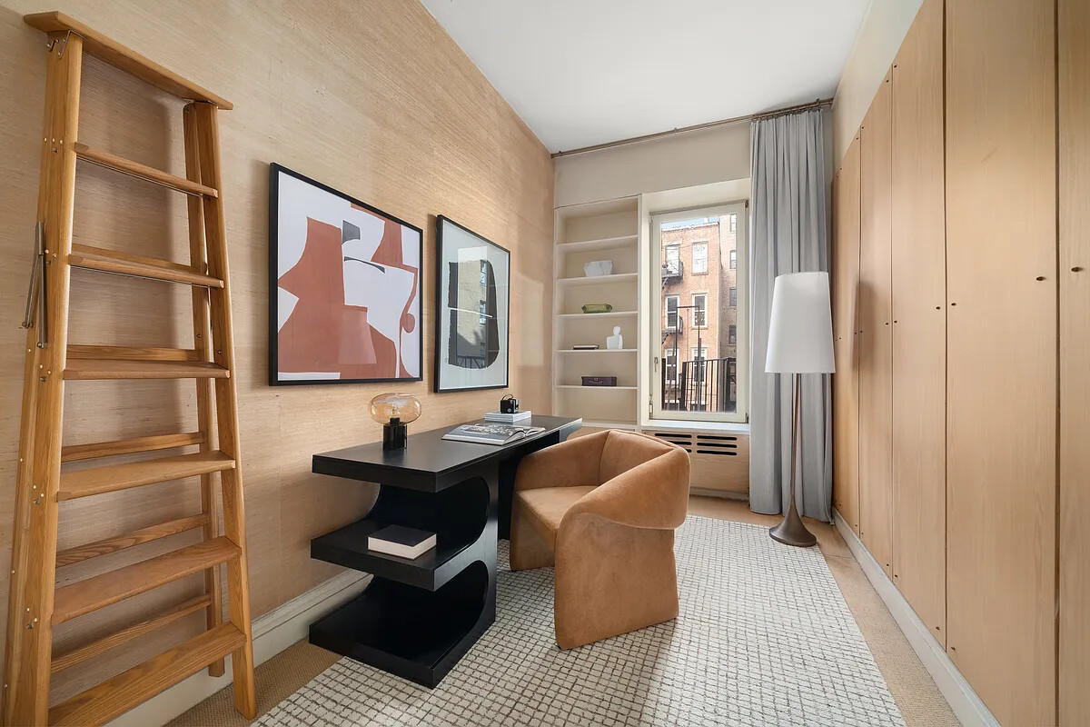 167 E 74TH Street