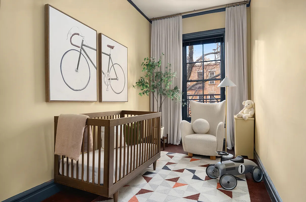 167 E 74TH Street