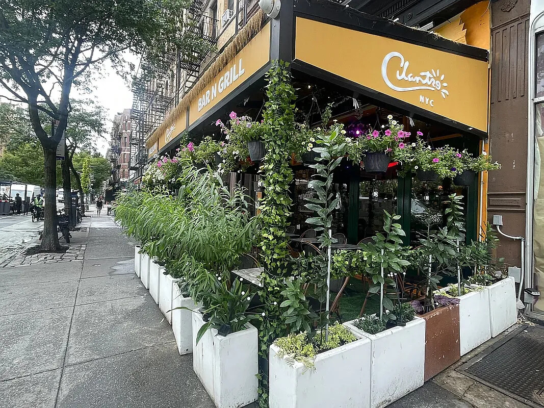 38 W 83RD Street 1