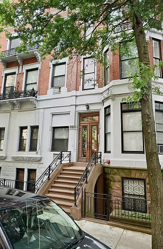 38 W 83RD Street 1