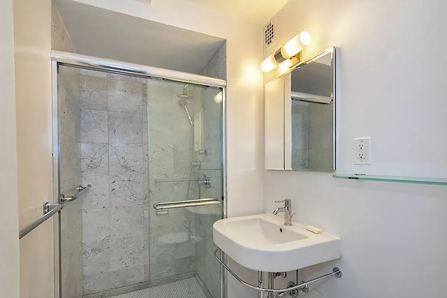 20 E 68TH Street 5A