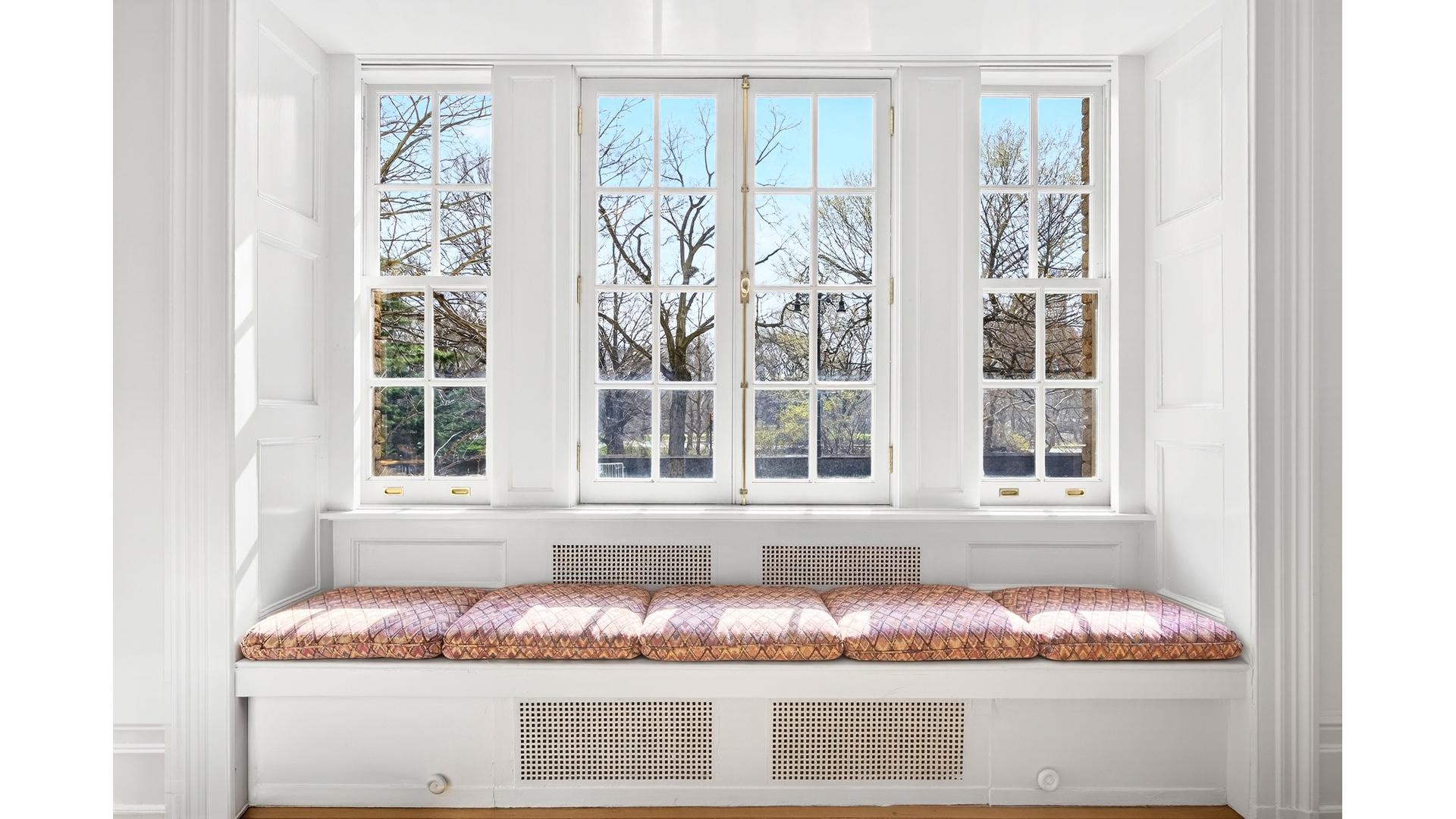 41 CENTRAL Park W 1A