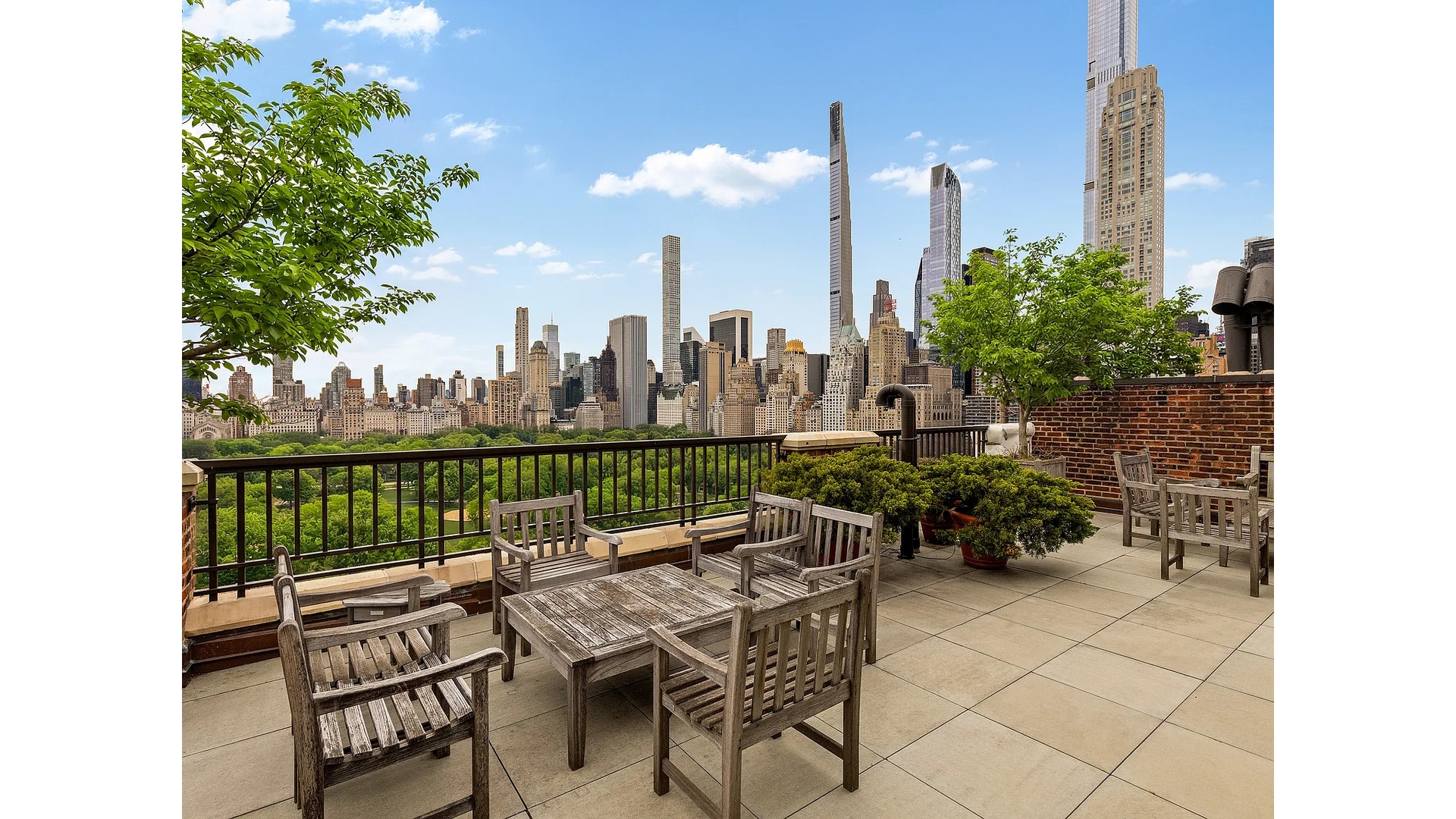 41 CENTRAL Park W 1A