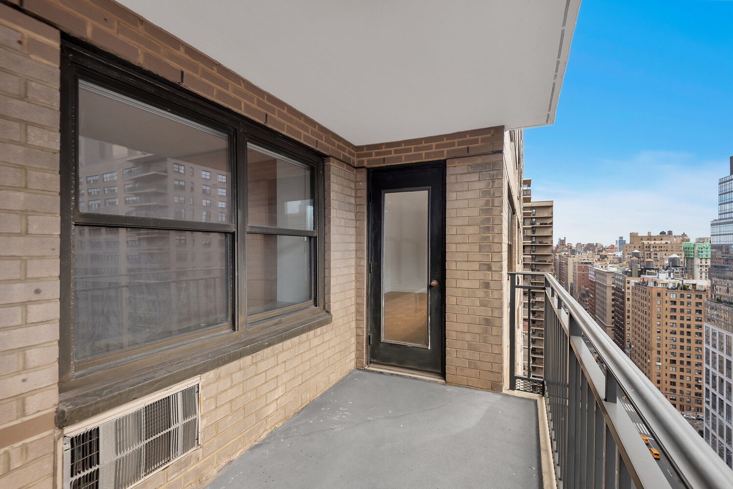 185 W END Avenue 25L