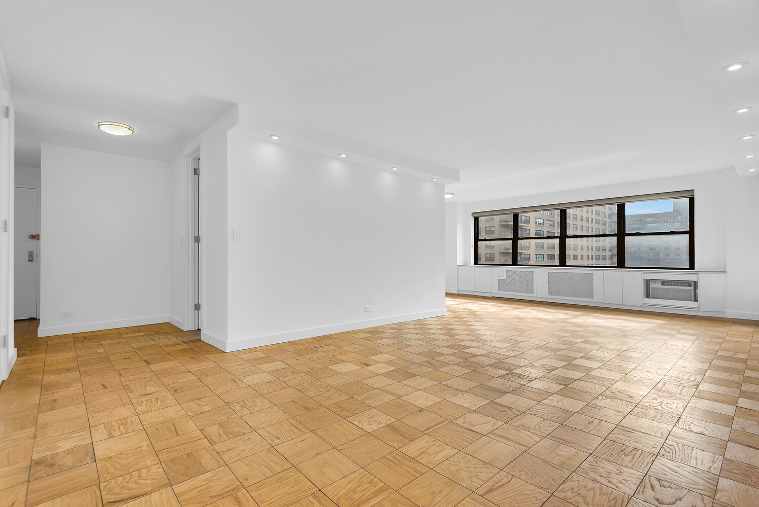 185 W END Avenue 25L