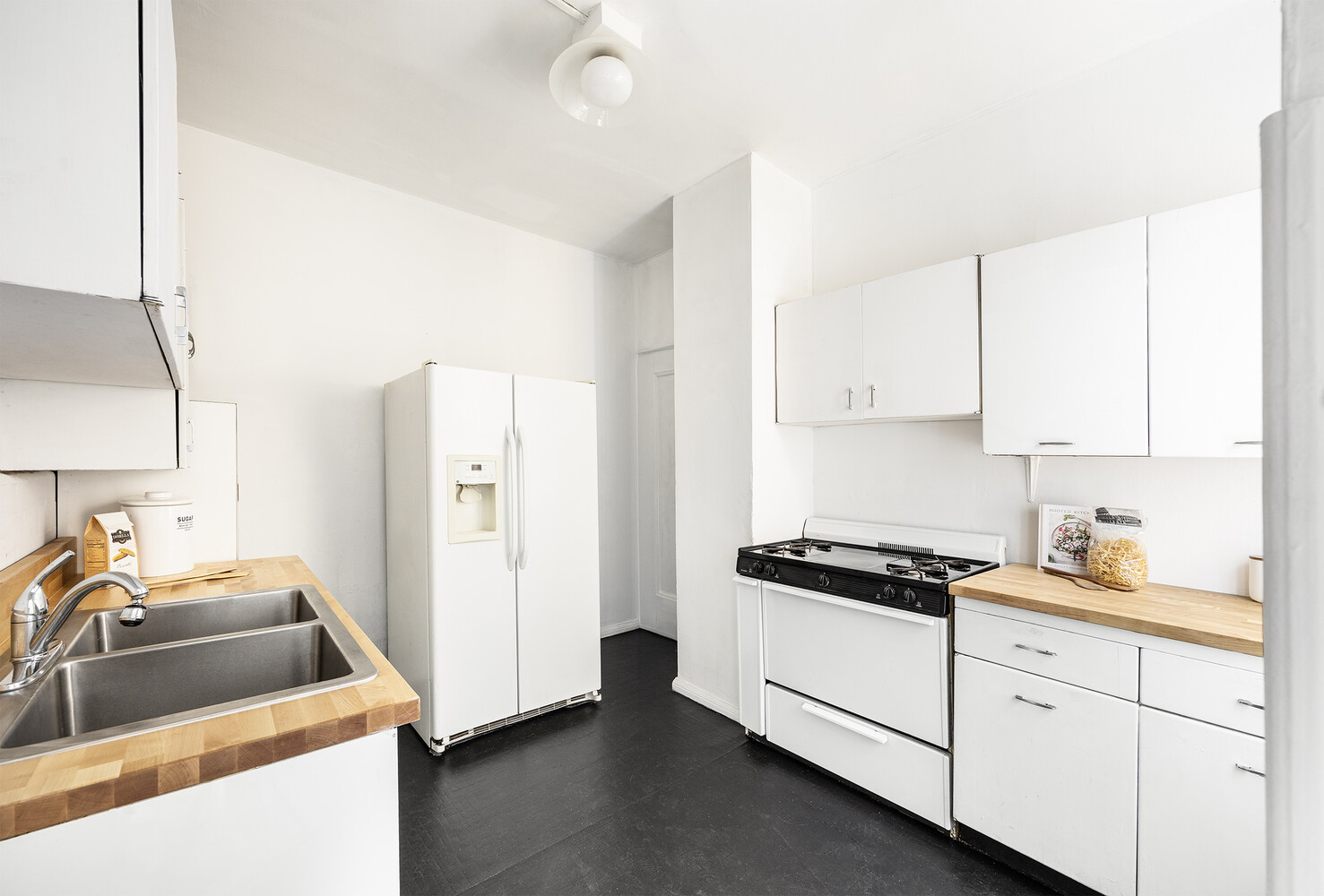 255 W 84TH Street 3E