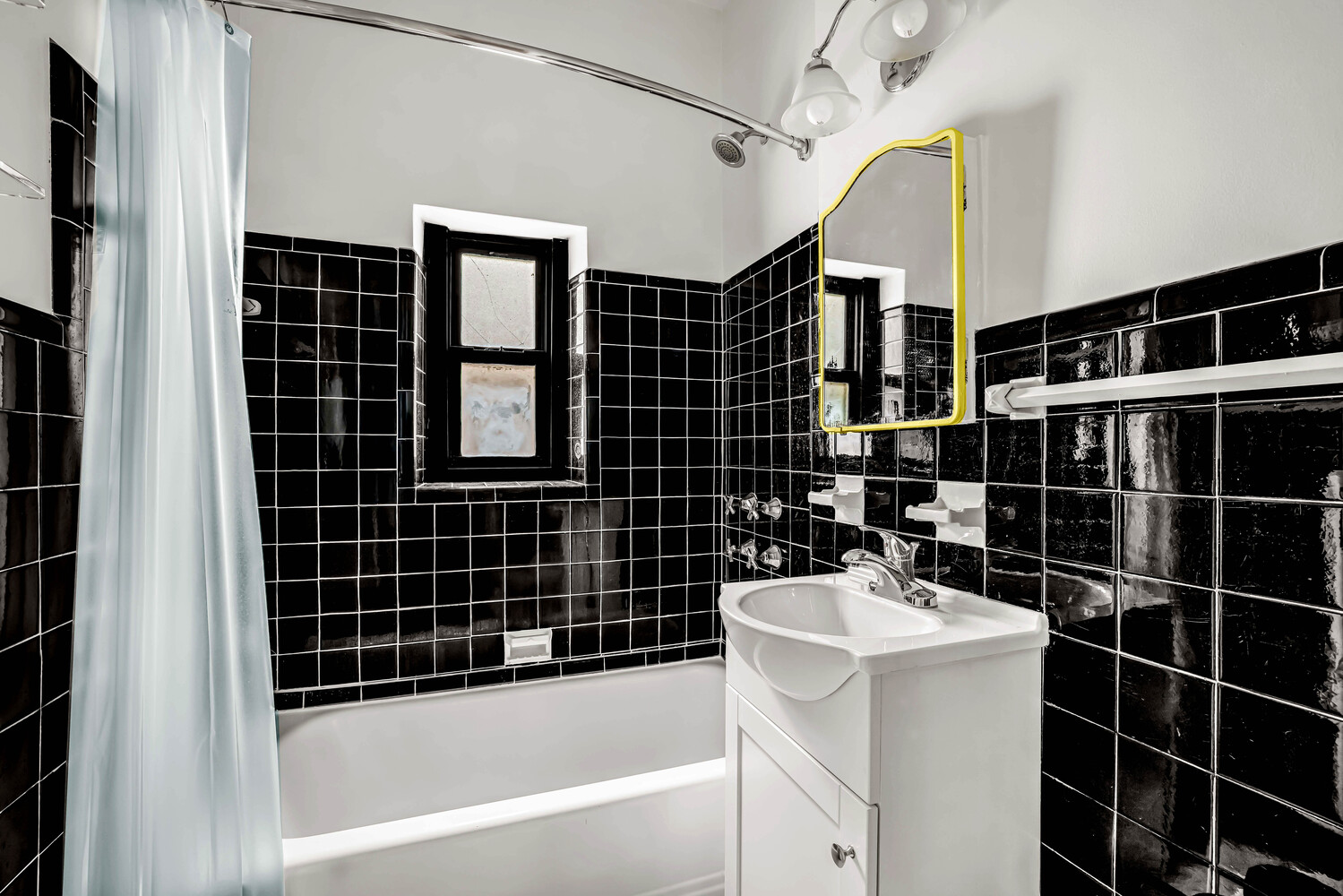 62 E 87TH Street 4C