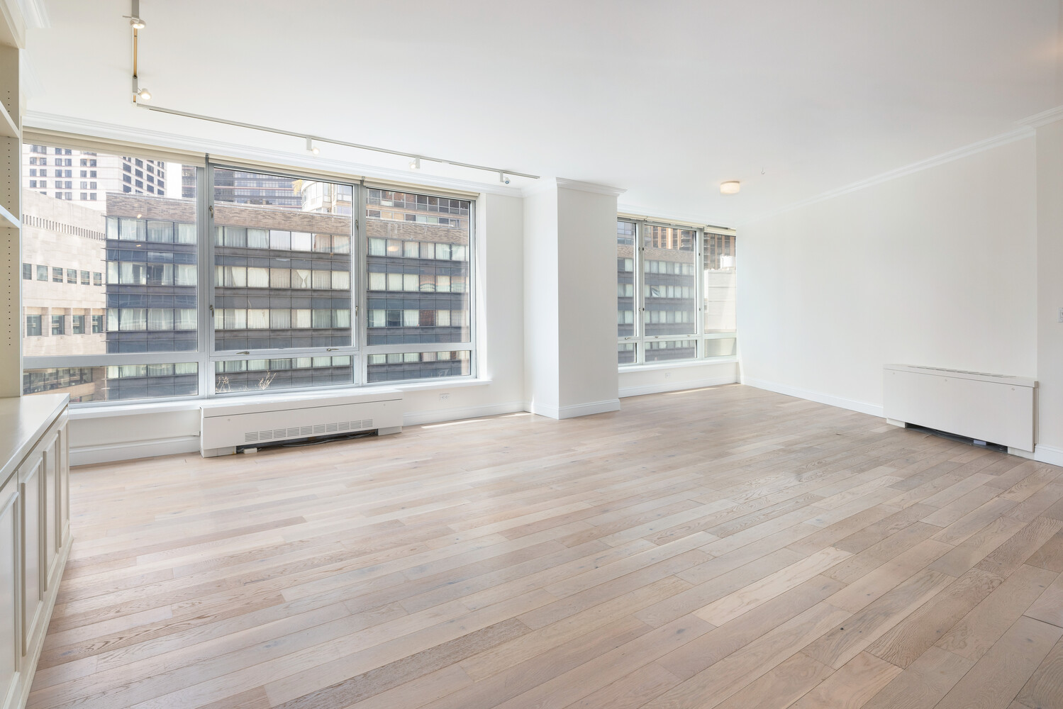 150 COLUMBUS Avenue 4A