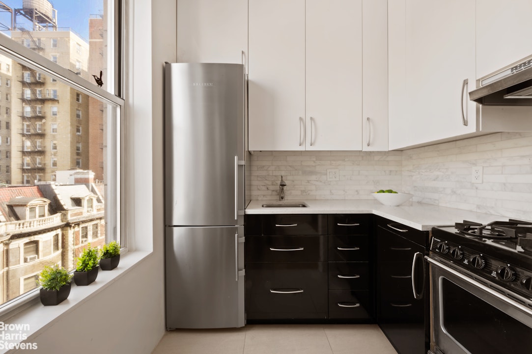 320 W 84TH Street 6A