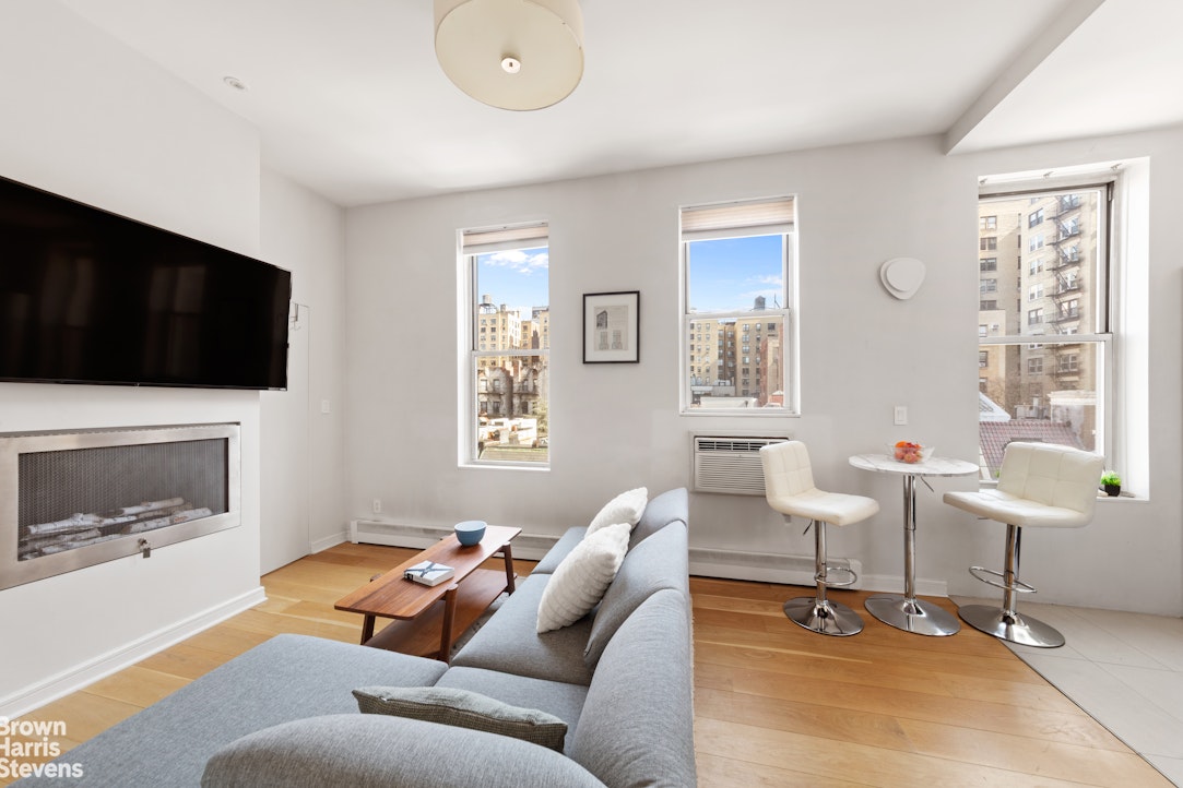 320 W 84TH Street 6A