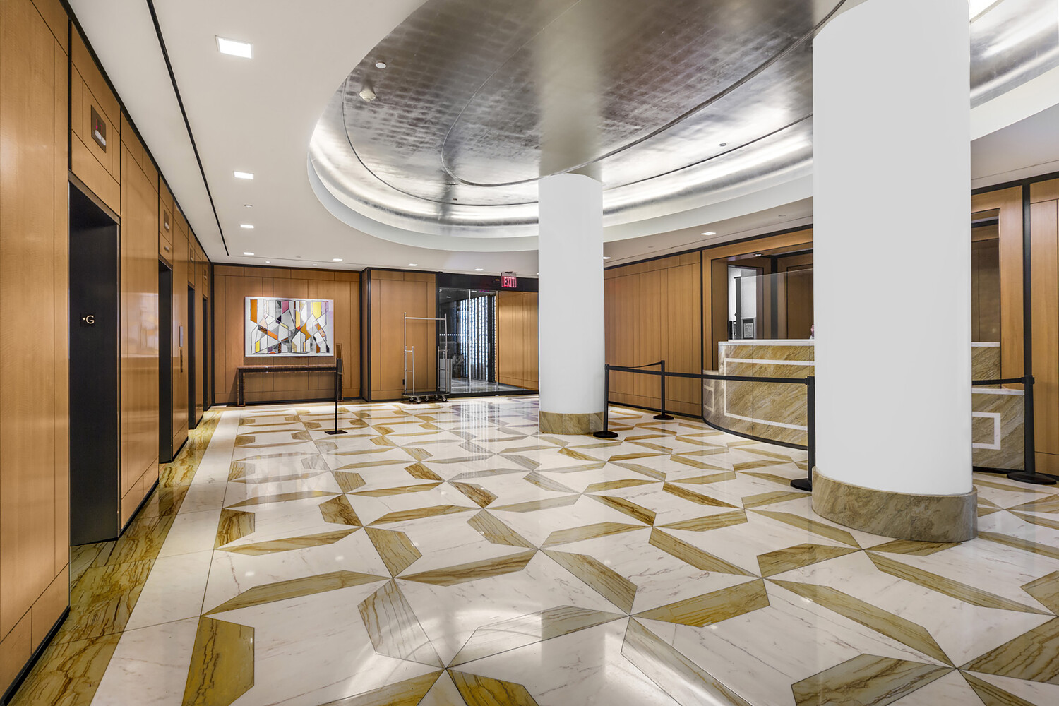 200 E 94TH Street 612