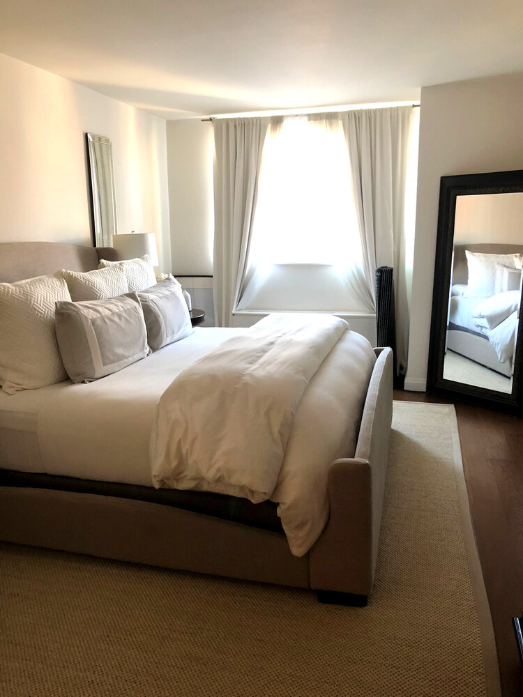 200 E 94TH Street 612