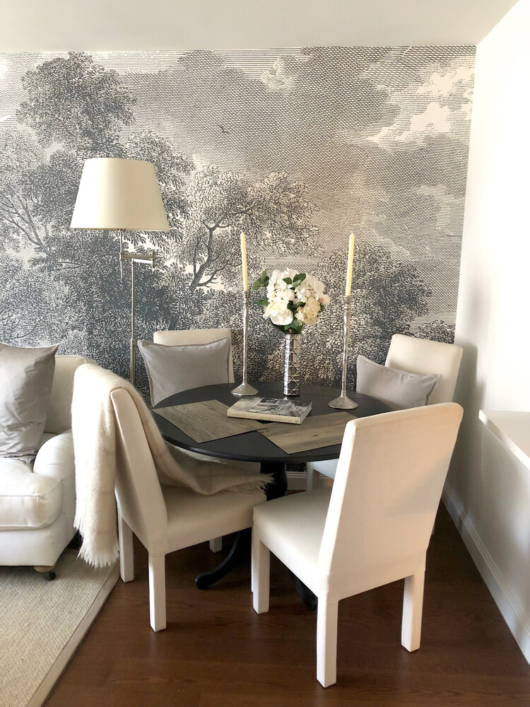 200 E 94TH Street 612