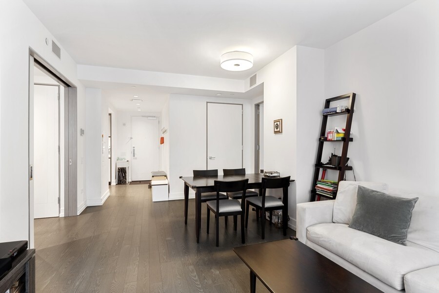70 CHARLTON Street 5E
