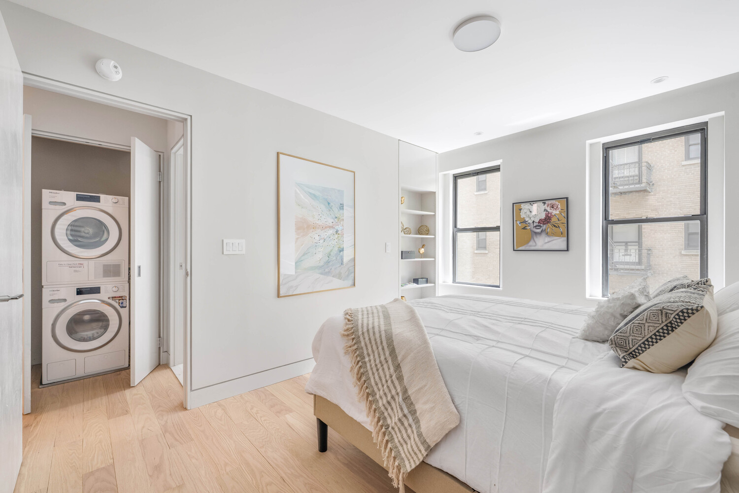 779 RIVERSIDE Drive B31
