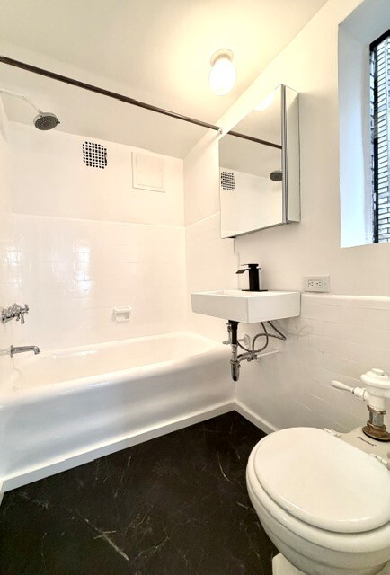 304 E 41ST Street 408A
