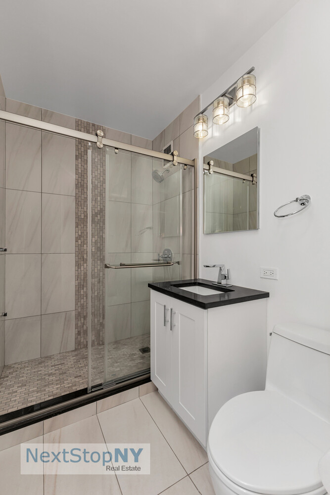 400 E 56TH Street 35S
