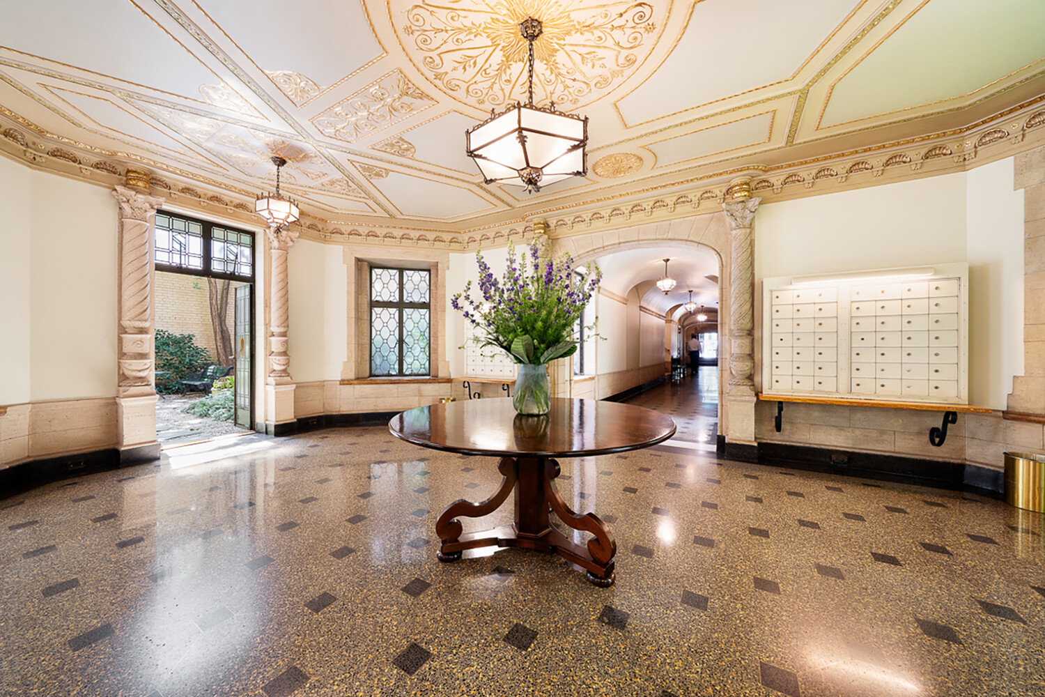 60 GRAMERCY Park N 6J