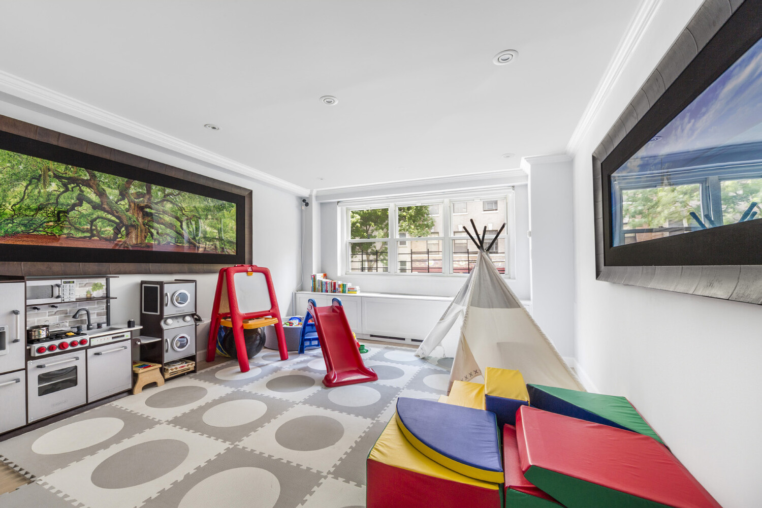 205 E 63RD Street 2AB