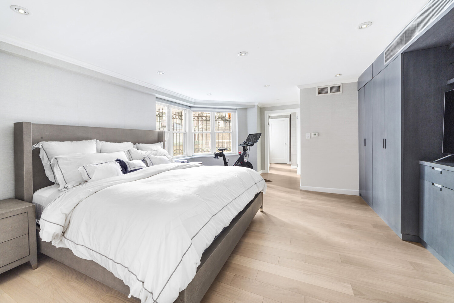 205 E 63RD Street 2AB