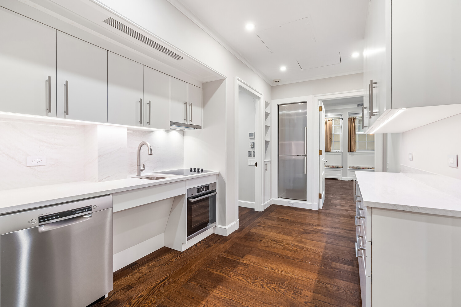 635 PARK Avenue MAISONETTE