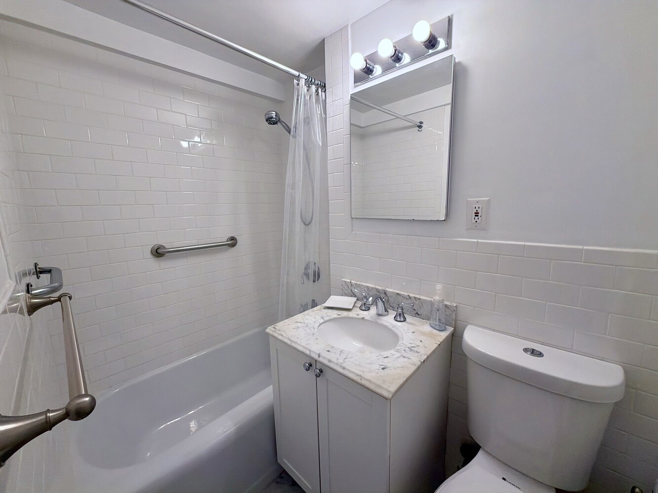 305 E 72ND Street 10A