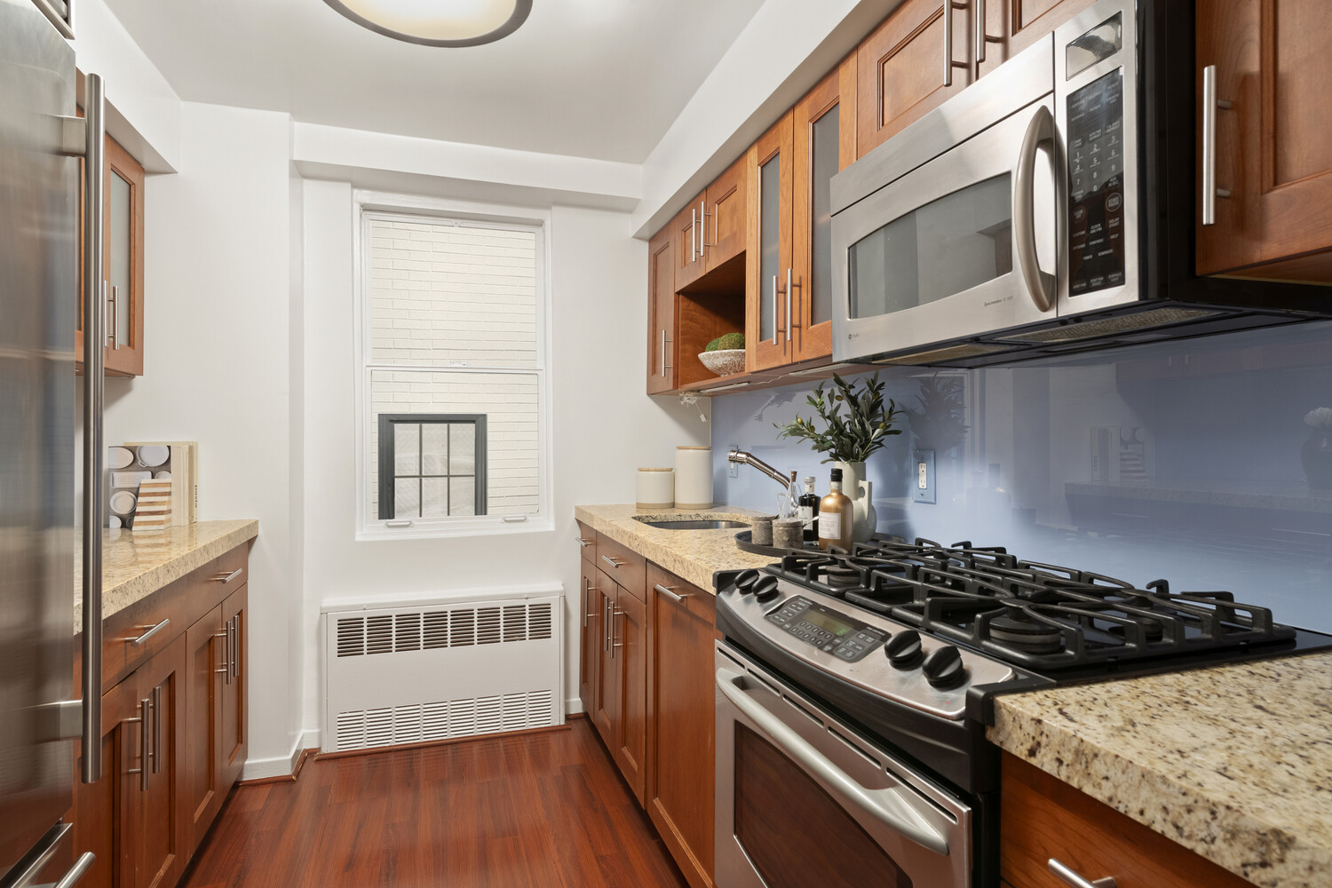 900 PARK Avenue 5E