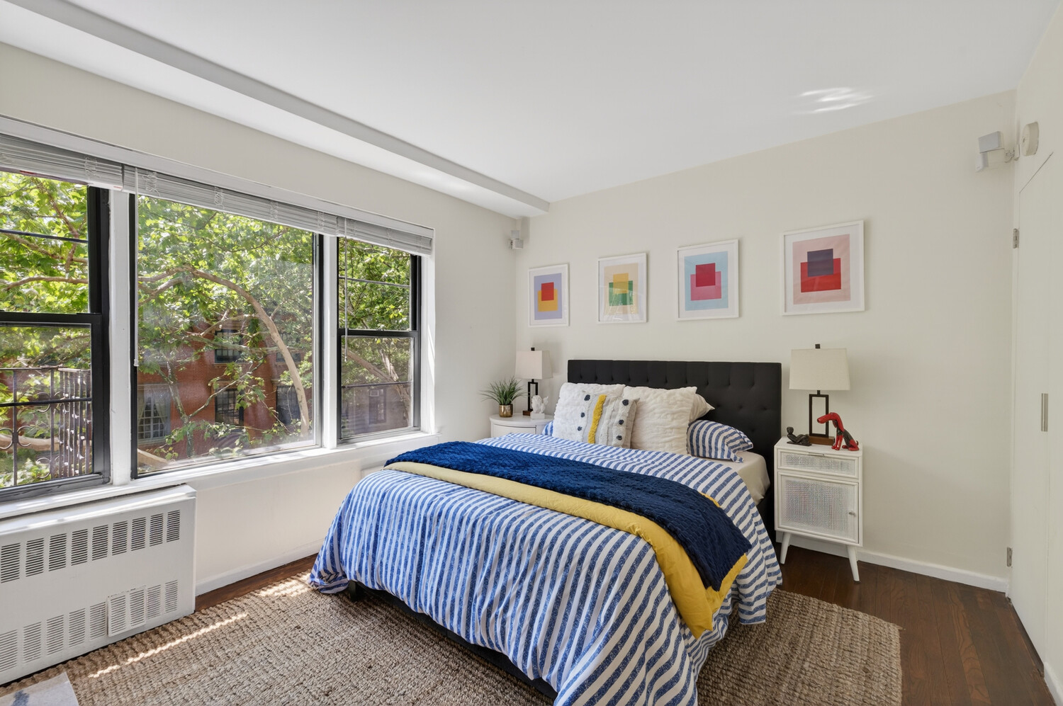 49 MORTON Street 4D