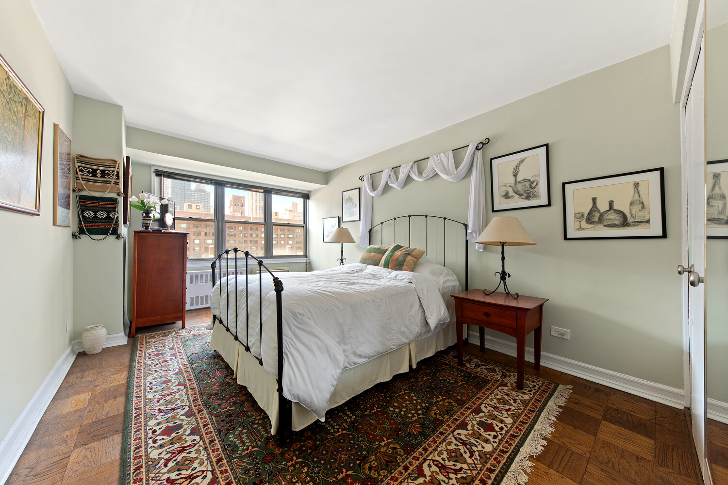 435 E 65TH Street 11E