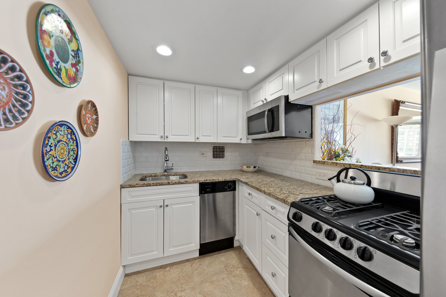 435 E 65TH Street 11E