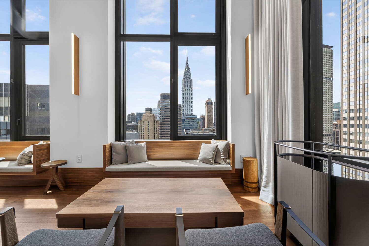 135 E 47TH Street 22F
