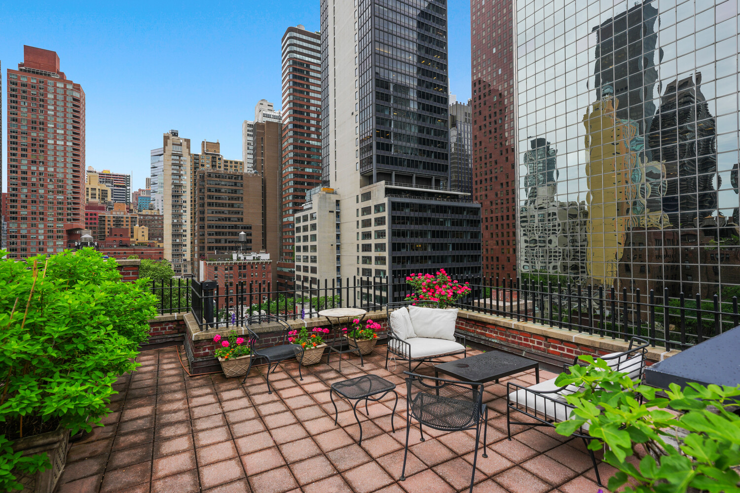 230 E 50TH Street 4C
