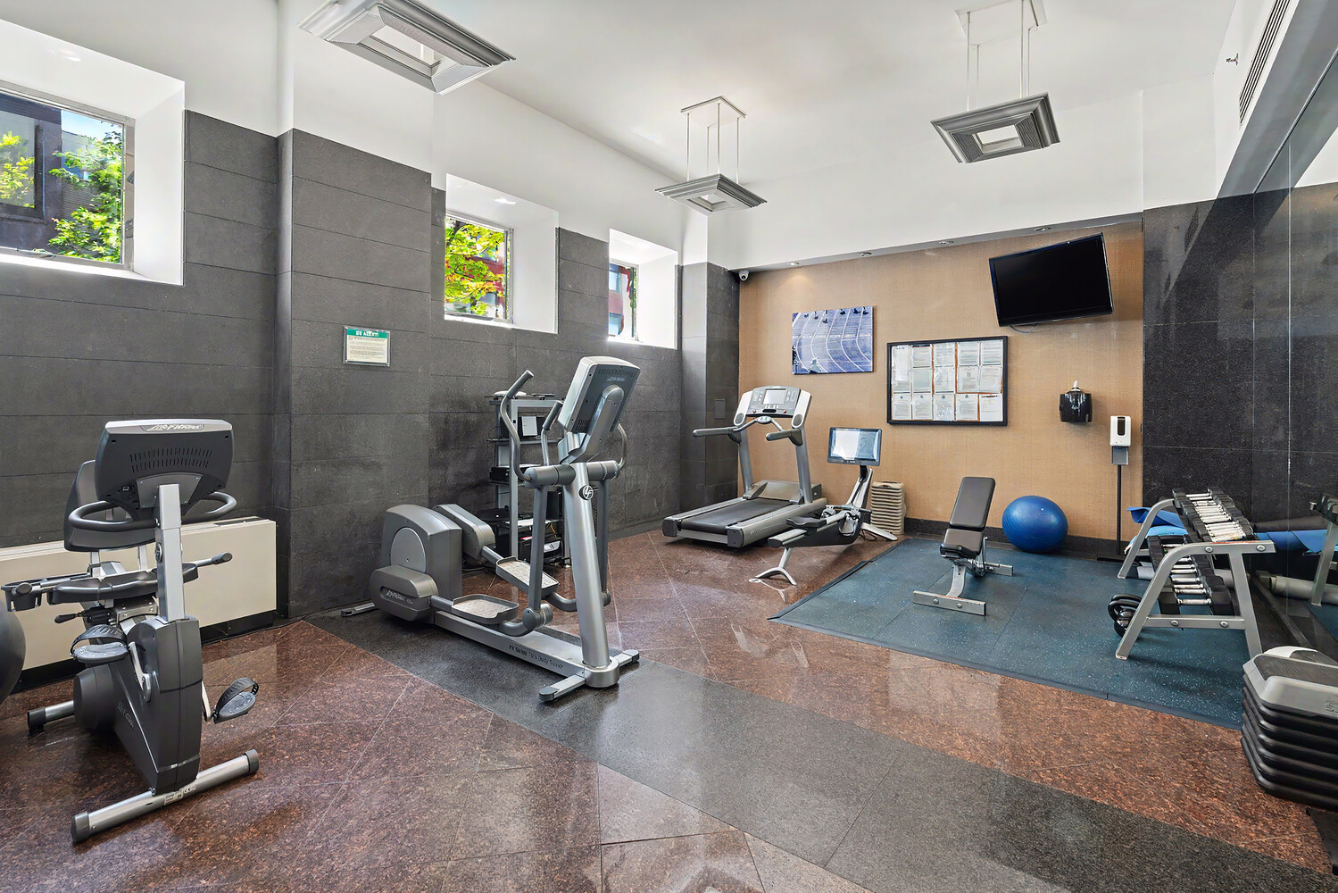 421 W 54TH Street 5F
