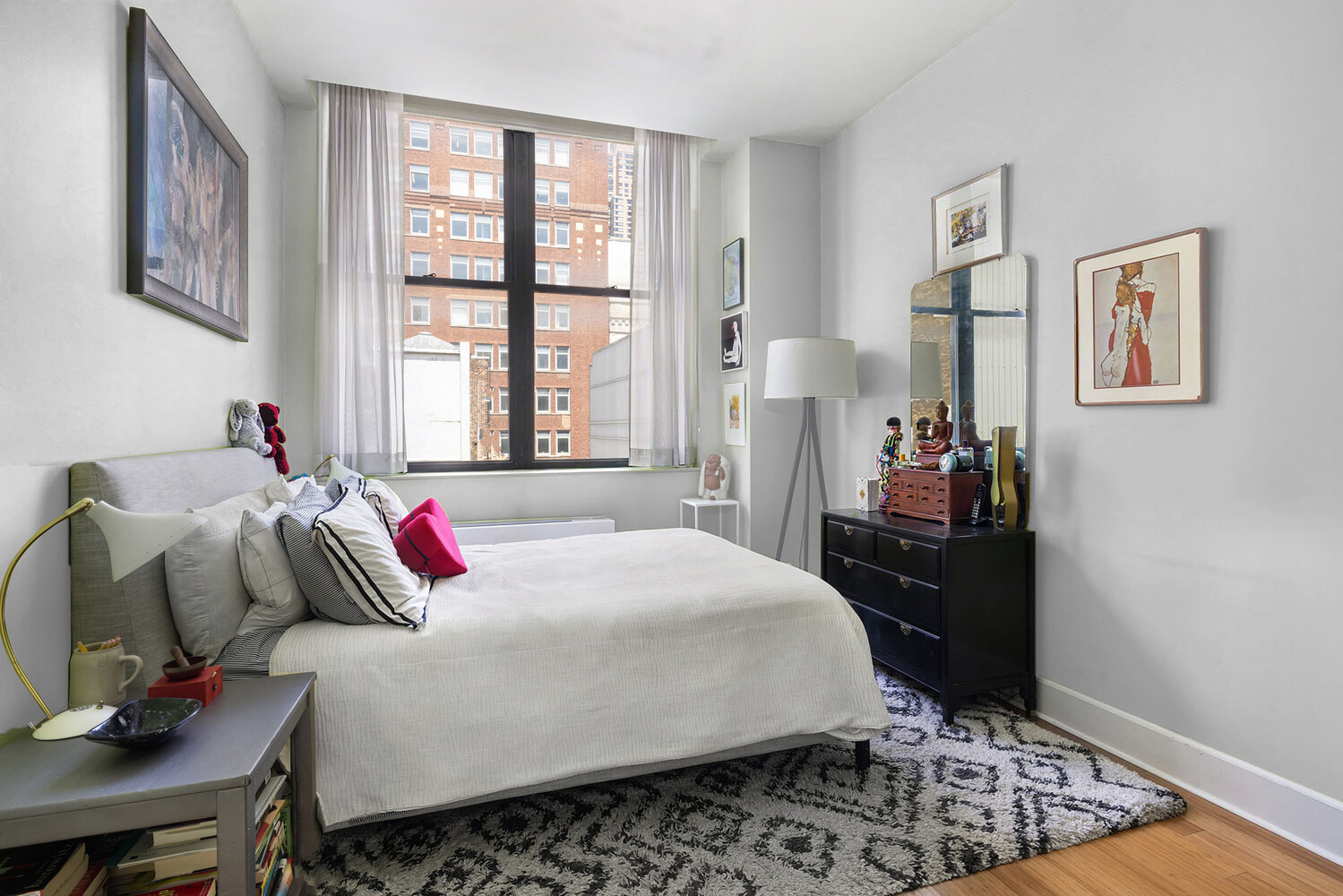 421 W 54TH Street 5F
