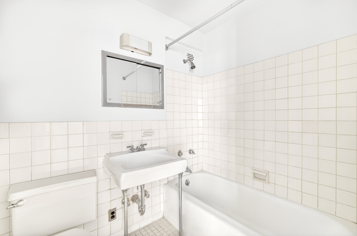 200 E 74TH Street 5B