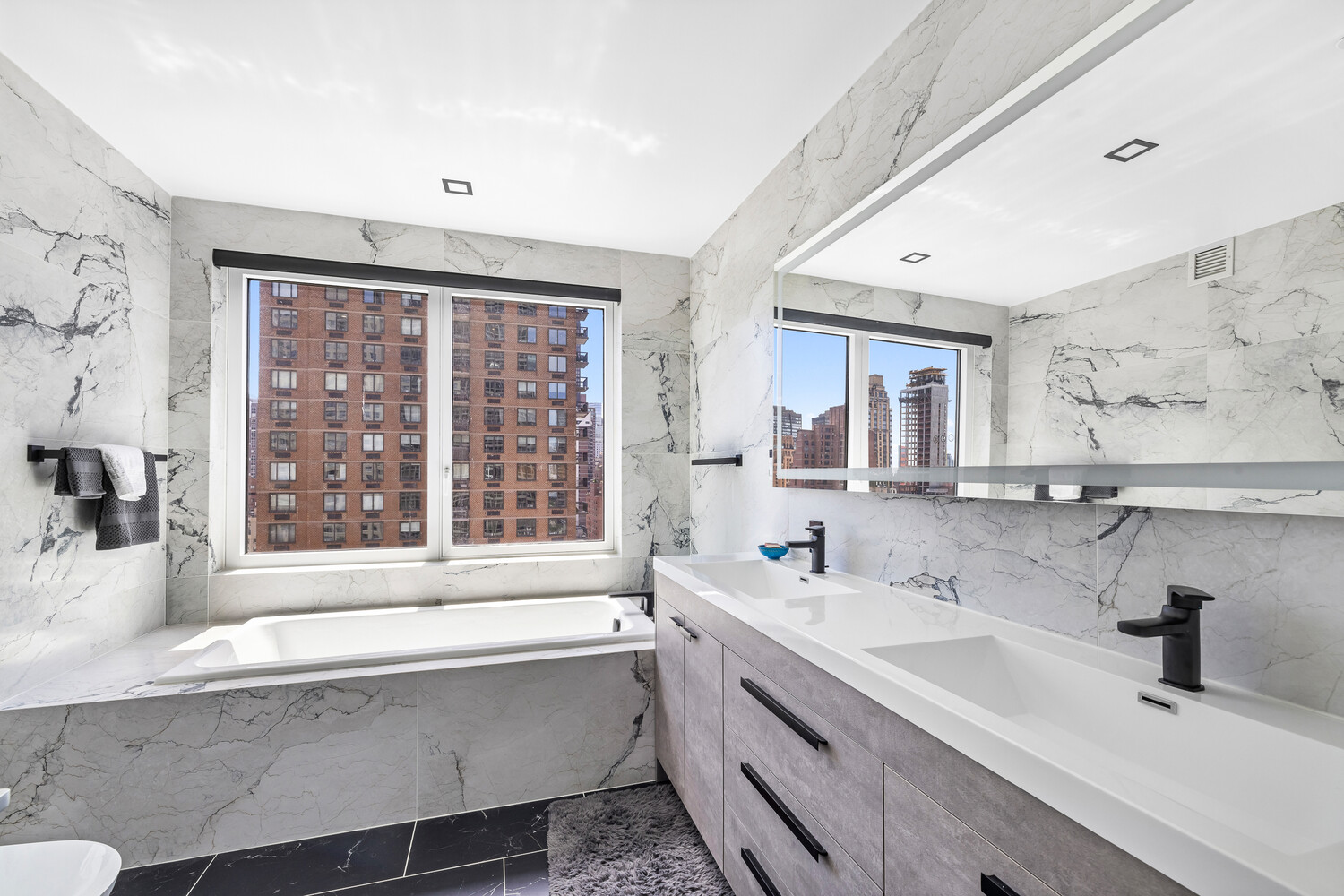 300 E 55TH Street 16D