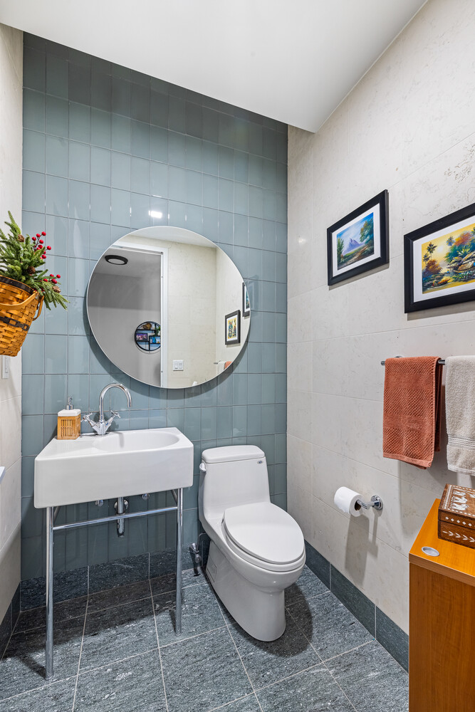300 E 55TH Street 16D