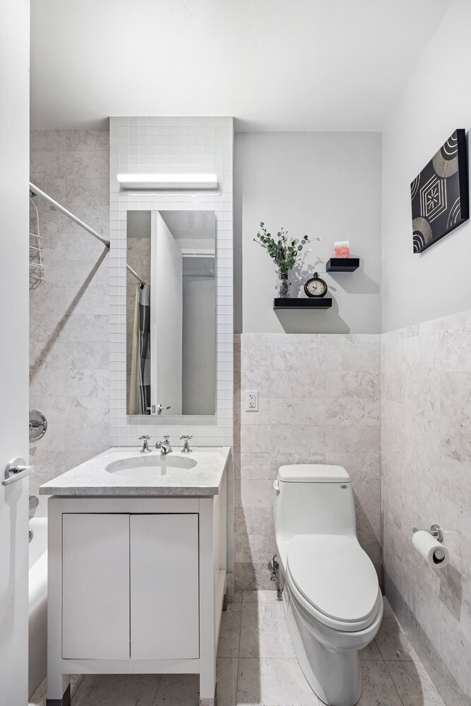300 E 55TH Street 16D
