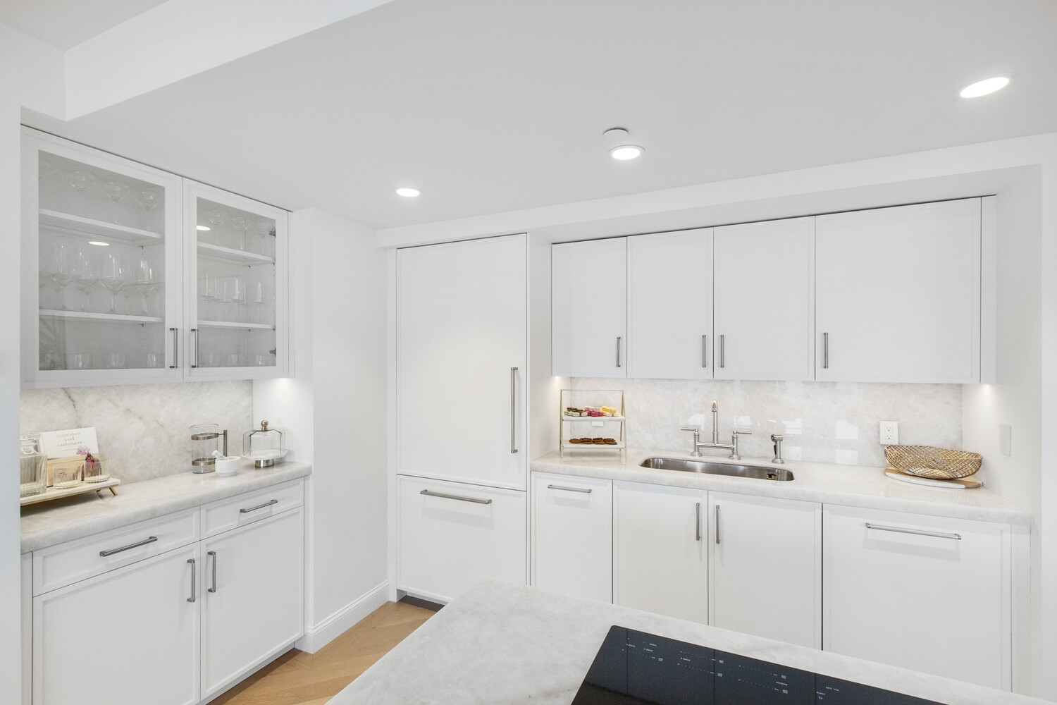 160 CENTRAL Park S 2501