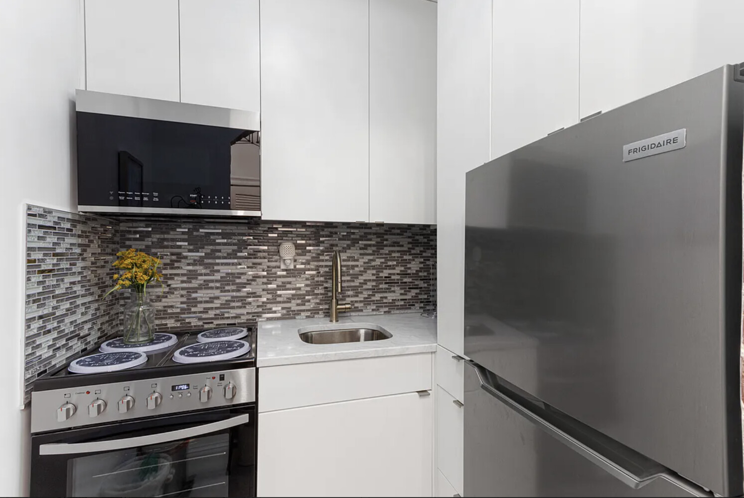 80 PARK Avenue 6A