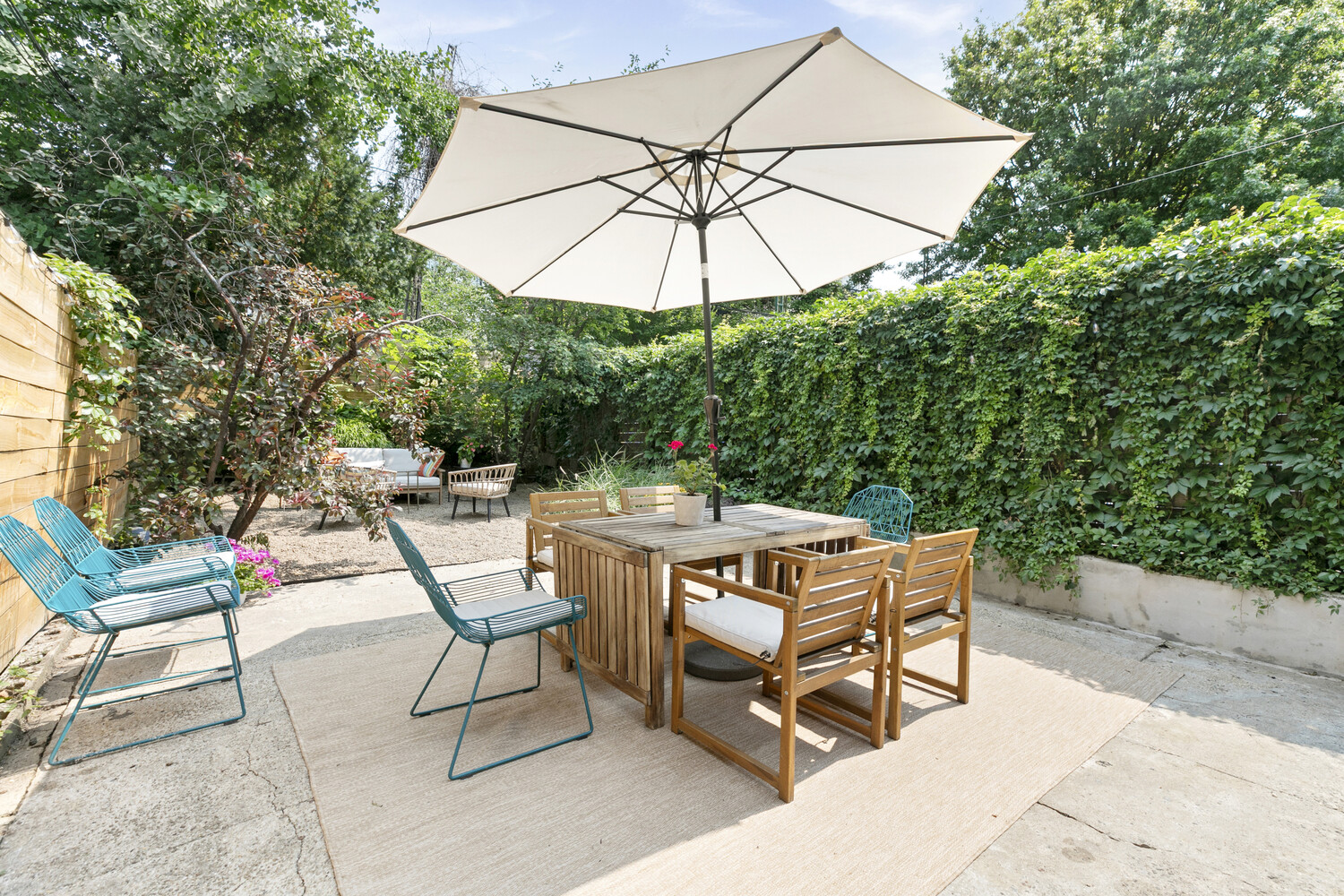 29 4TH Place GARDEN