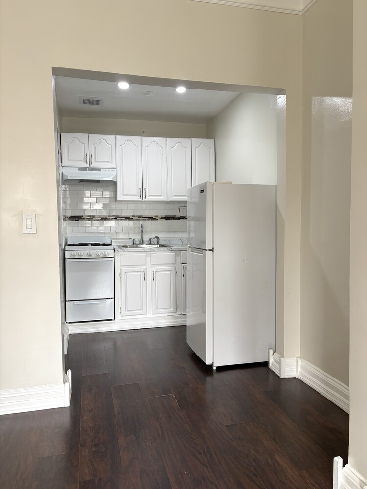 112 W 121ST Street 8