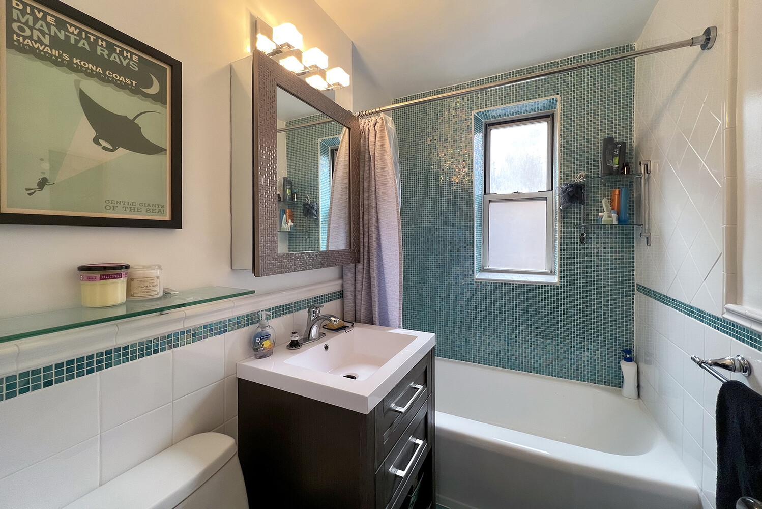 60 E 9TH Street 441