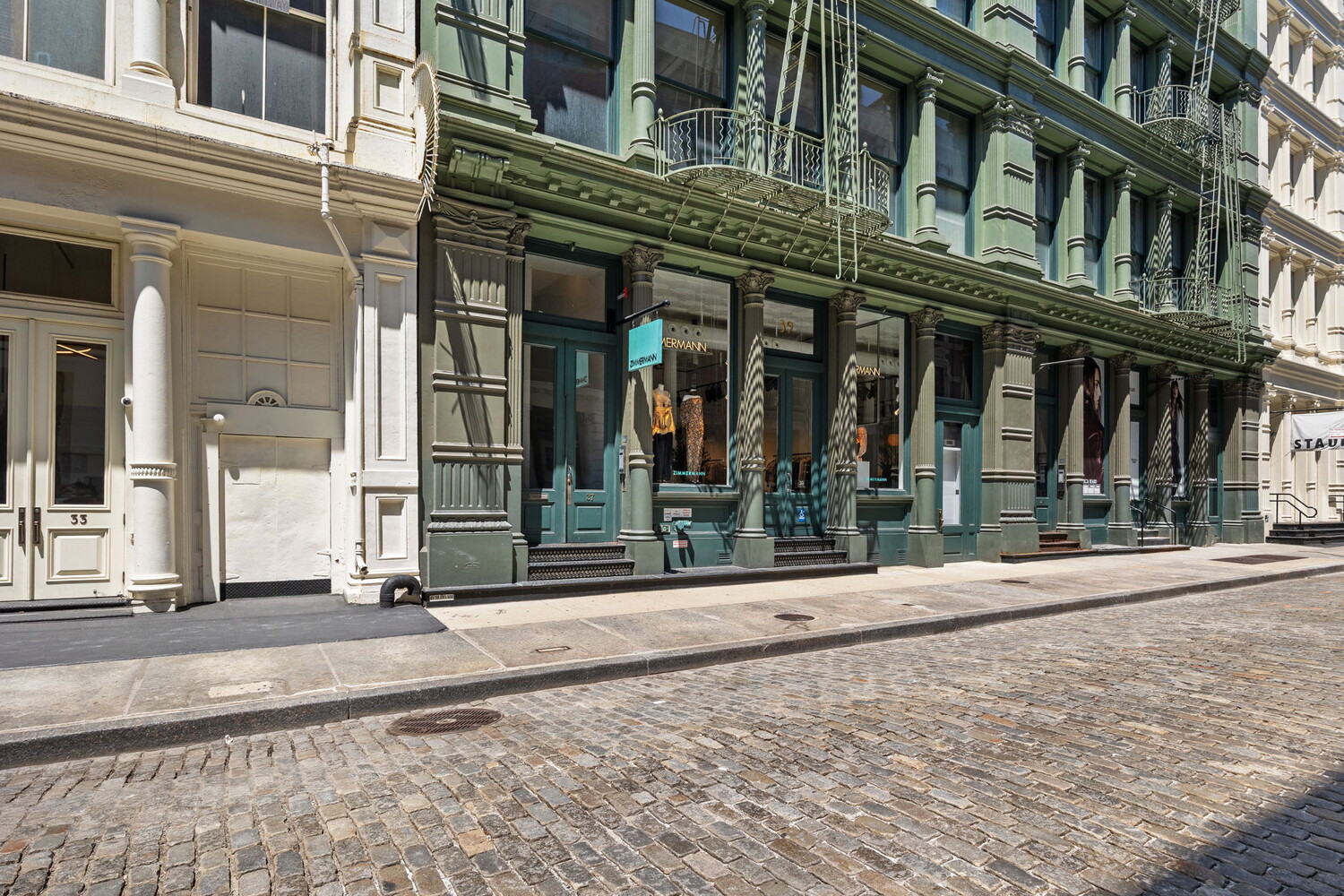 37 GREENE Street B2
