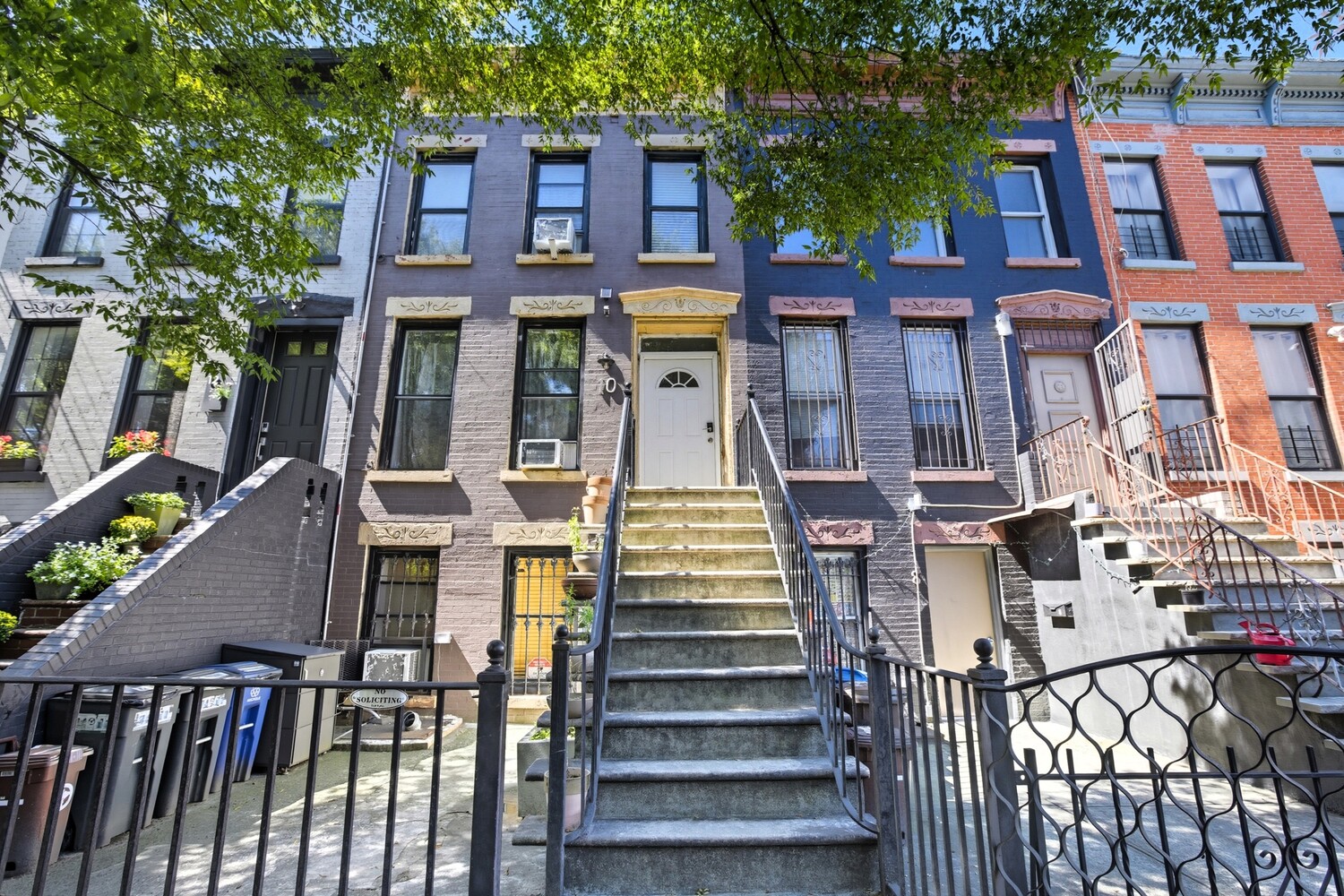 10 ROOSEVELT Place